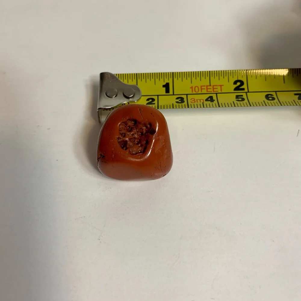 Collection of crystals including one necklace. - Picture 6 of 9